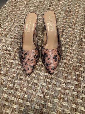 Coconuts by Matisse Pink Snake-Print Pointed Backless Mule